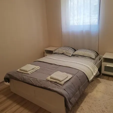 Mira *