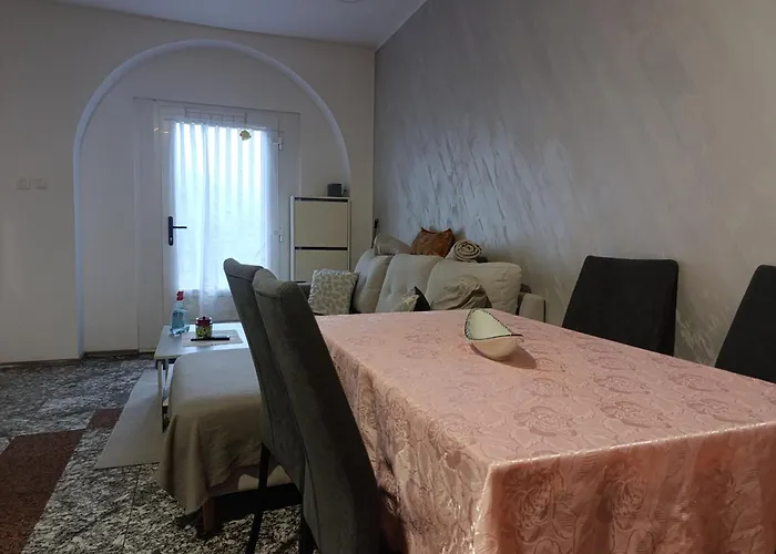 Mira *